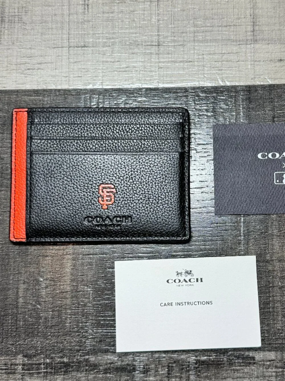 Coach SF Giants Edition Leather 9 Card Holder - San Francisco Giants